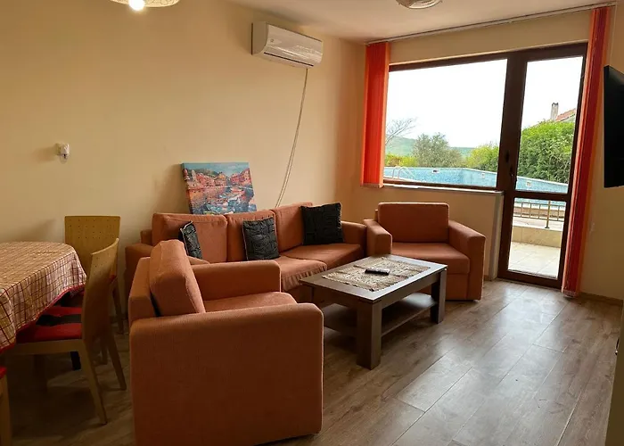 In Complex Albena Hills Apartment *